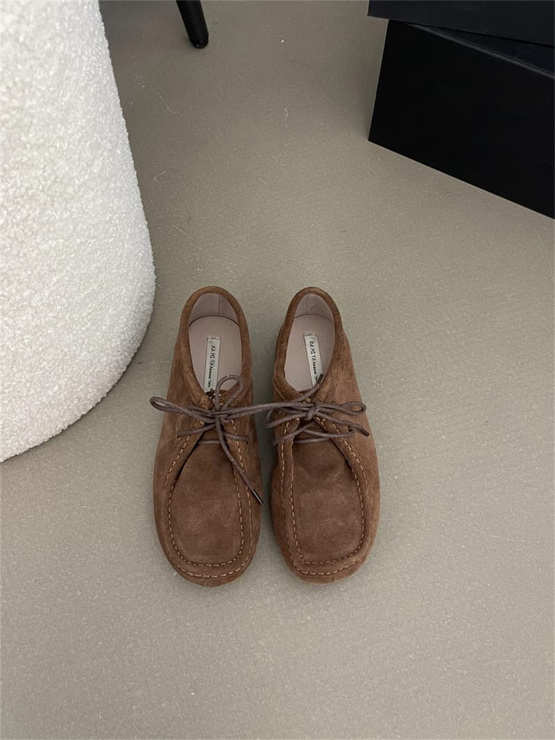スエード靴 なめらかステッチ モカシン