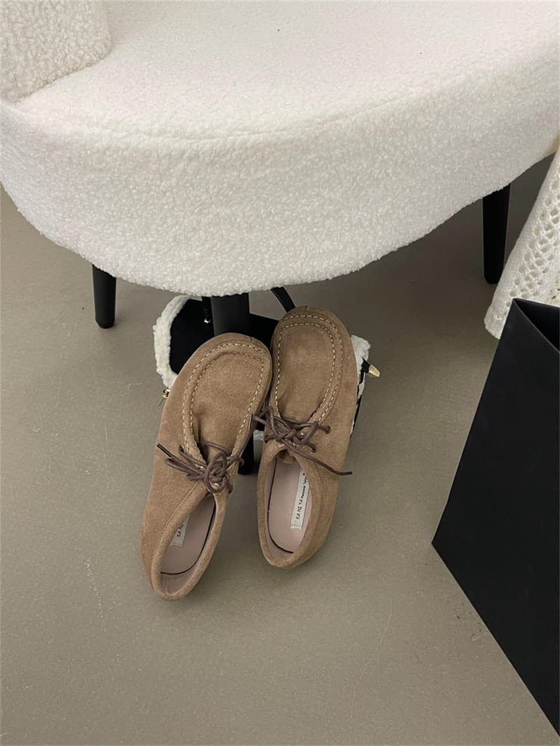 スエード靴 なめらかステッチ モカシン